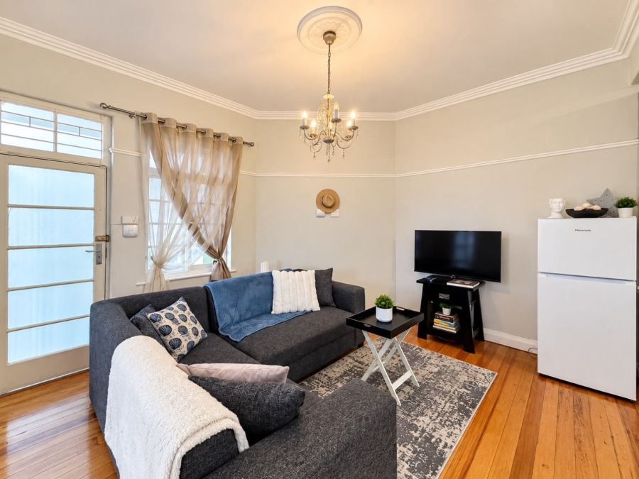 To Let 2 Bedroom Property for Rent in Sea Point Western Cape